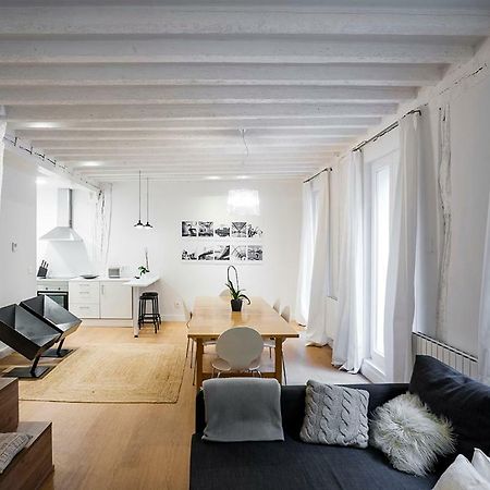Apartamento Minimalista En El Corazon De Bilbao Esterno foto