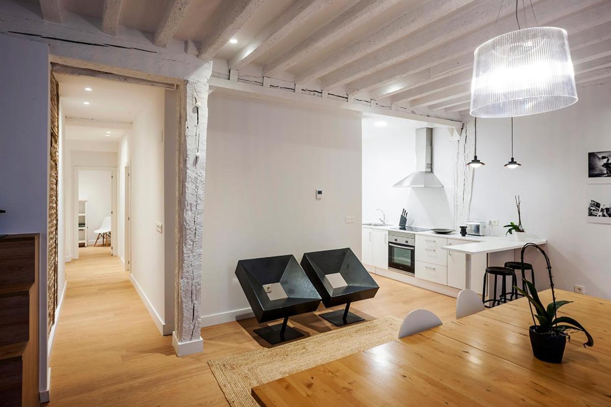 Apartamento Minimalista En El Corazon De Bilbao Esterno foto